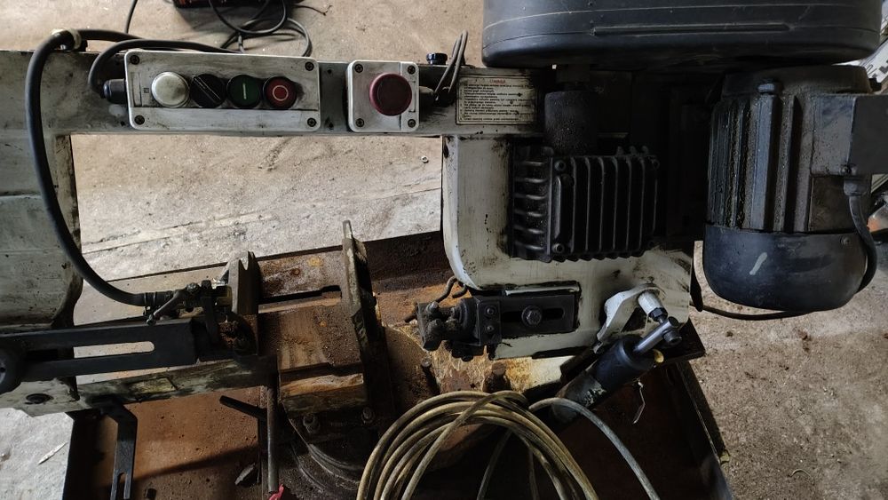 Piła do cięcia stali