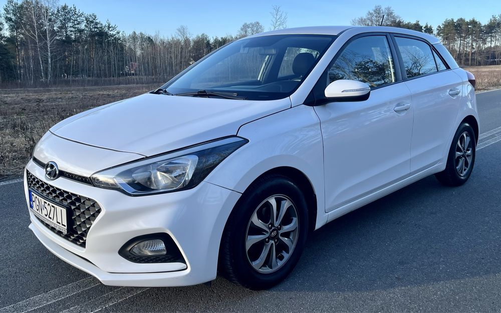 Hyundai I20 II 1.2 MPI 75KM 2019 rok Klima Alufelgi CarPlay