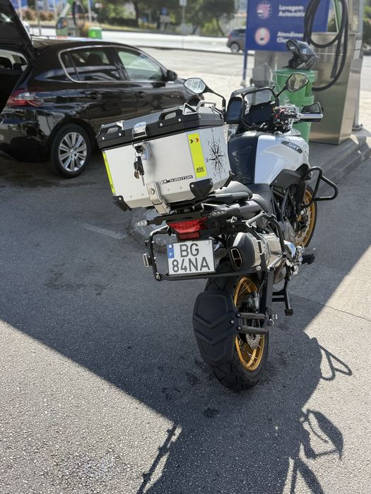 QJ motor 700cc (procuro carrinha comercial L2 media)( com garantia de fabrica ate 2030)