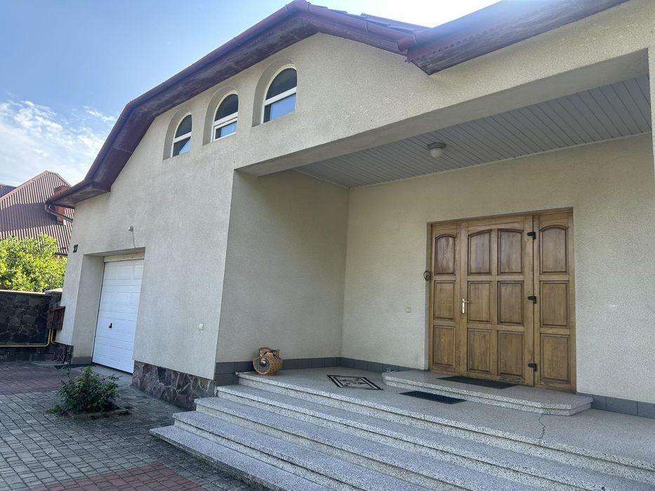 Продаж будинку Ужгород вул. Коритнянська
