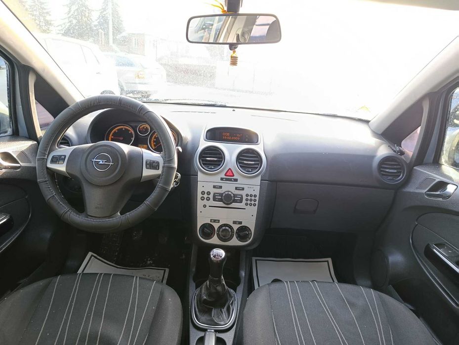 Опель корса  дизель, мкп6ст