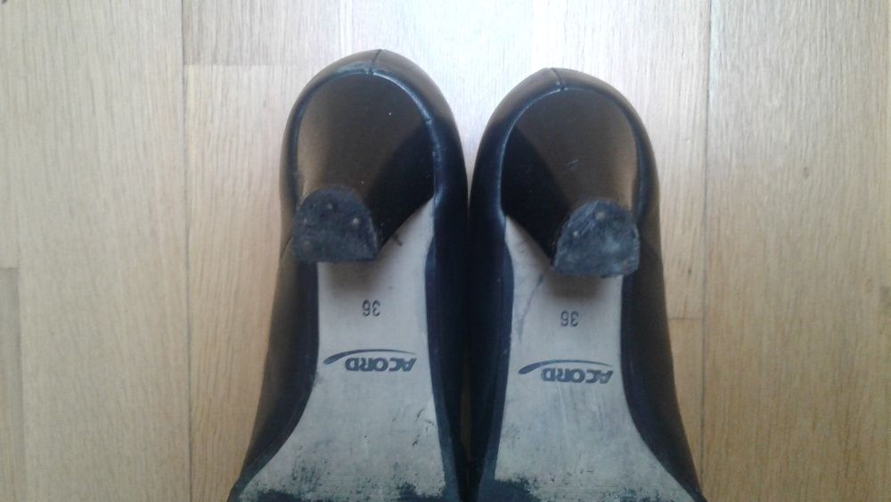 buty damskie czarne nr 36