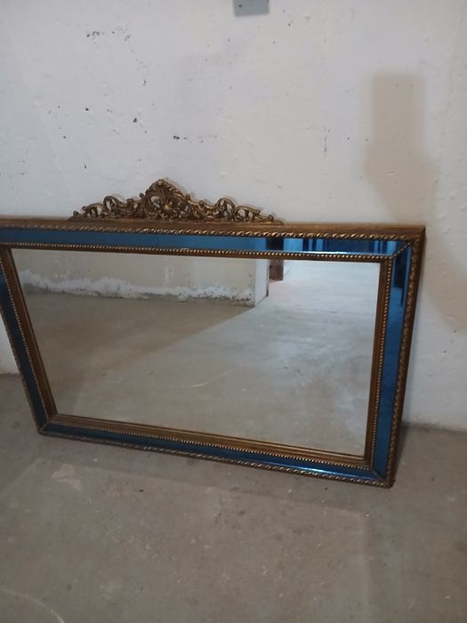 Espelho grande comprido