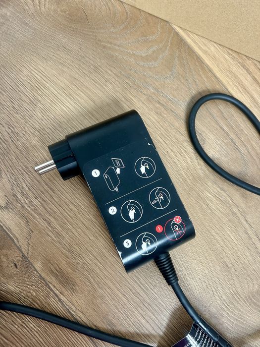 Dyson airstrait - aeroprostownica, na gwarancji