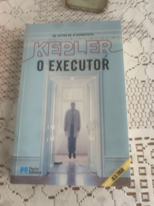 A Vidente # O Executor # O Hipnotista # Lars Kepler