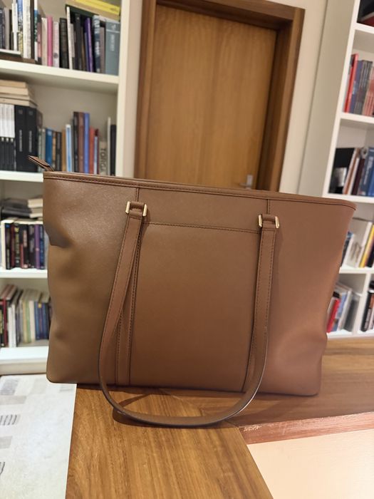 Michael Kors  Jet Set Totebag camel e hardware dourado - como nova