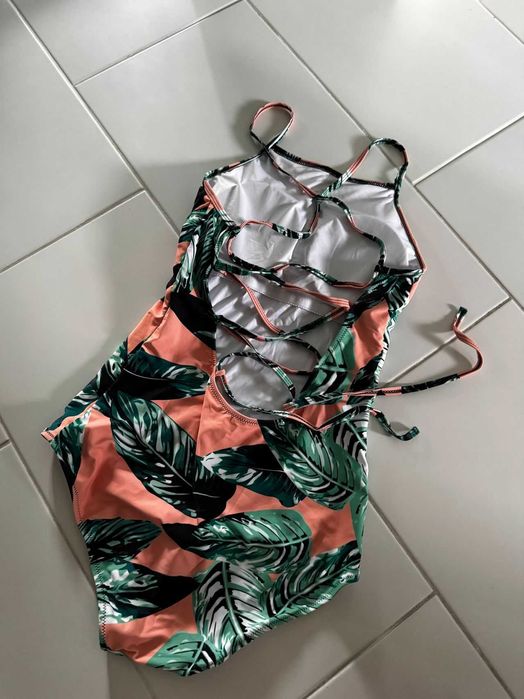 купальник суцільний