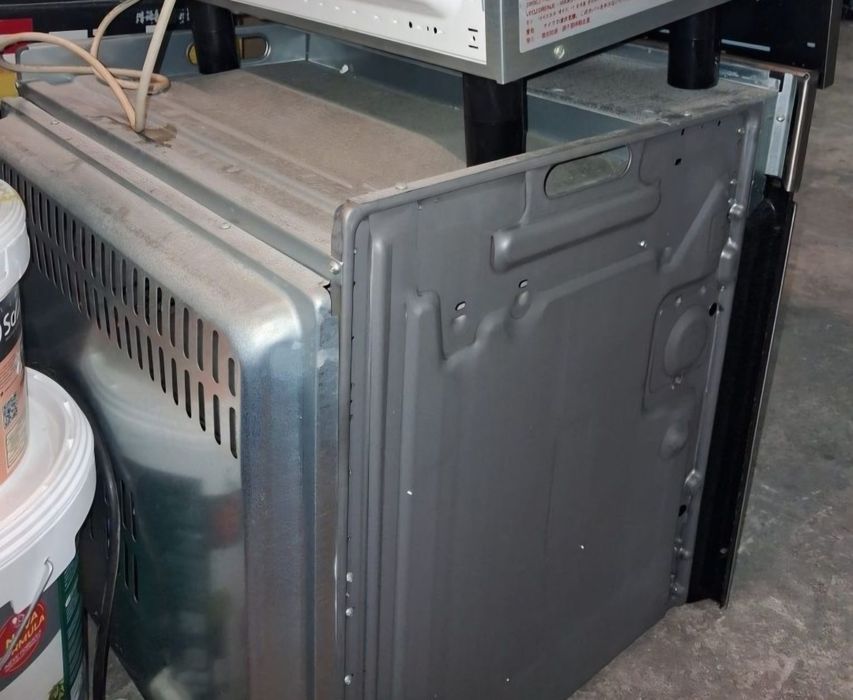 Forno Zanussi pouco uso