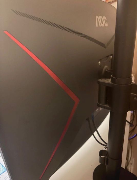 Monitor AOC 240hz