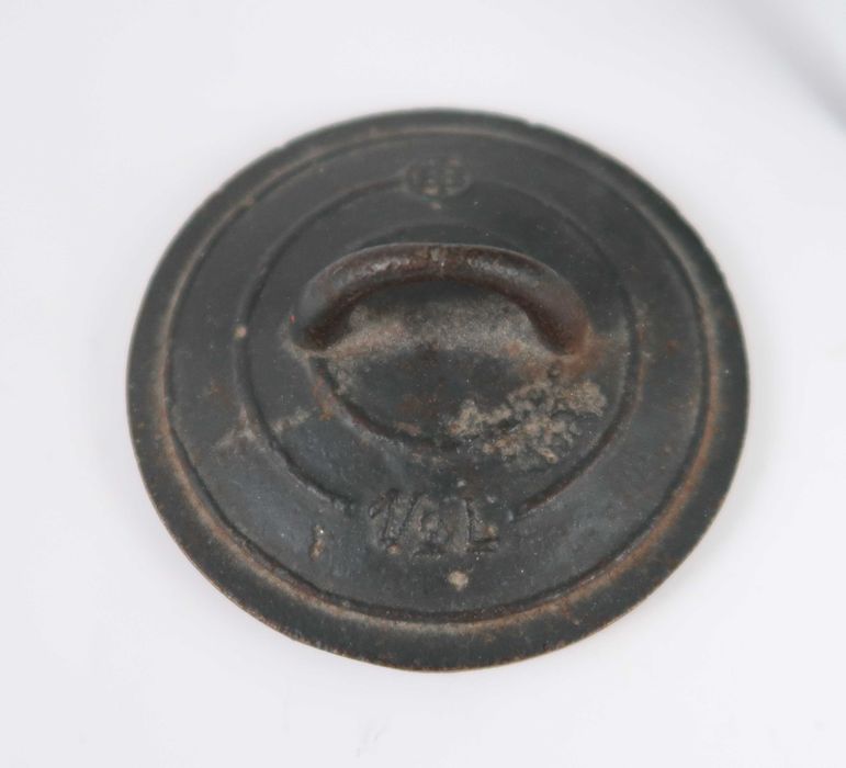 Panela de ferro fundido de 3 pés - 1/2 Litro