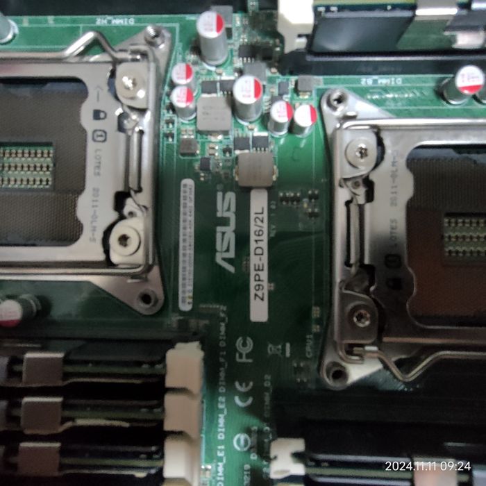Серверна материнська плата Asus z9pe-d16/2l