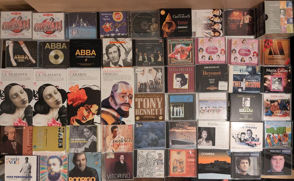 150 CDS de Música novos, 5€ cada