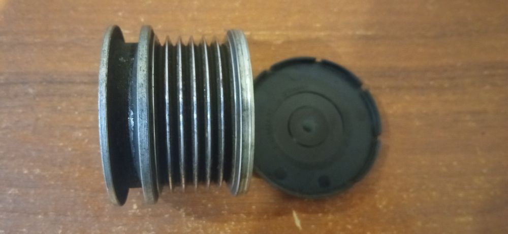 Обгона муфта шків генератора до Віто 638 2.2 сді