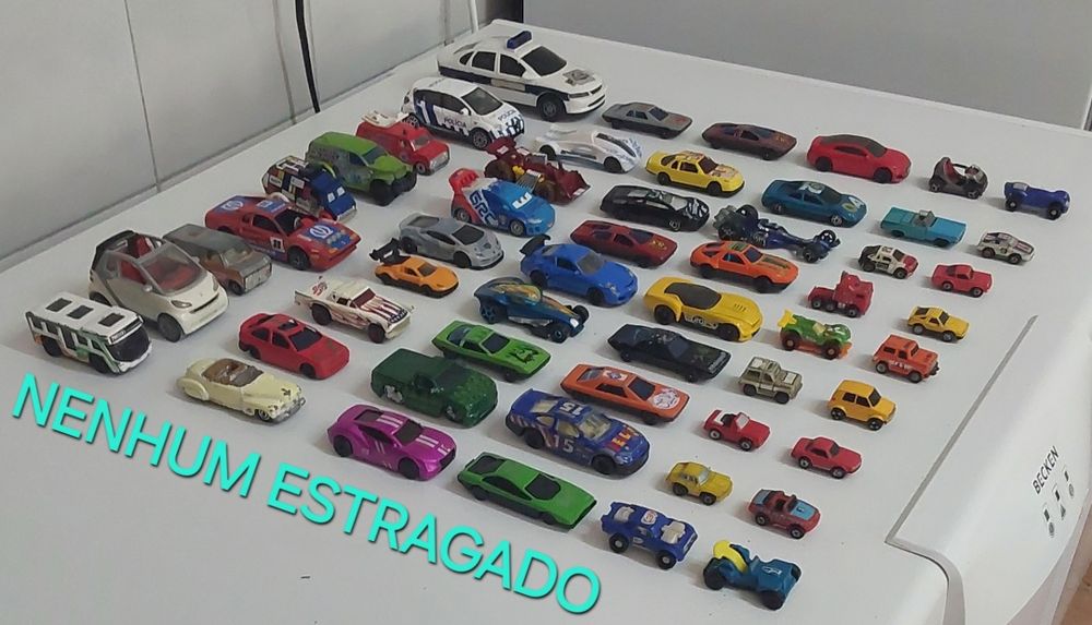 CARRINHOS COMO NOVOS PARA CRIANÇA BRINCAR. Casa Quarto Varanda Terraço Escola.
