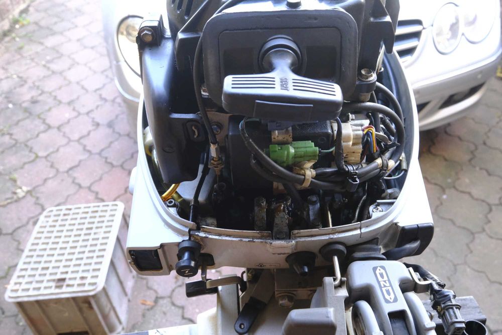 Honda 10 km. silnik zaburtowy stopa L