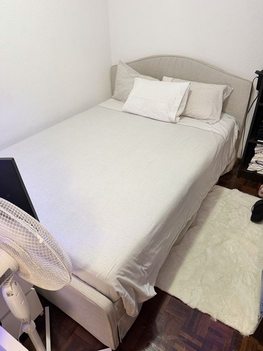 Cama + Estrado + Colchão Semi novos