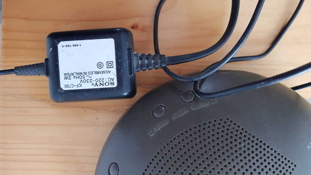 rádio despertador SONY