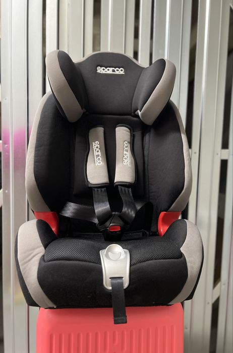 Fotelik samochodowy Sparco