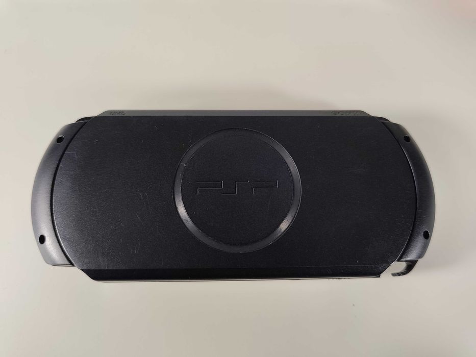 Consola Playstation Portable + 7 Jogos