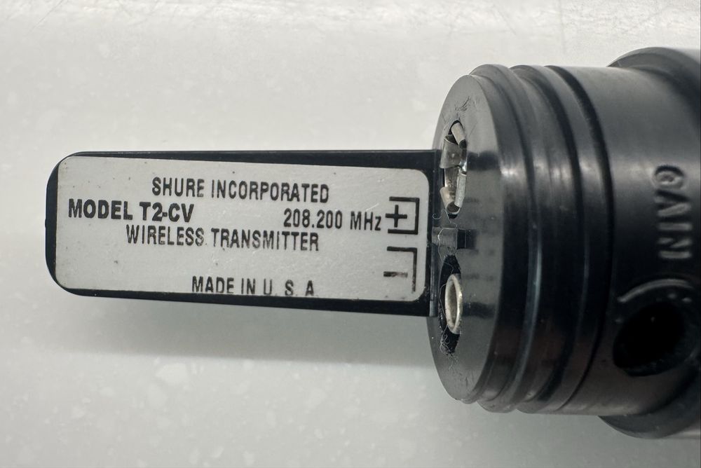 Мікрофон  - радіо система SHURE SM 58