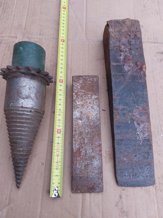 Колун  гвинтовий дровоколу конус