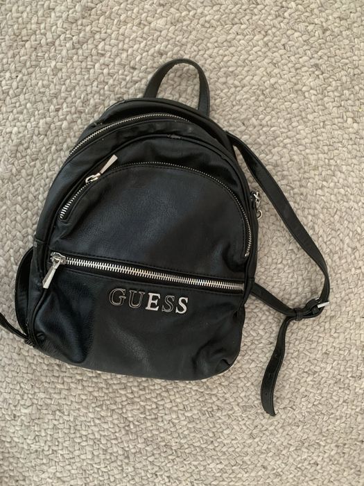 Plecak czarny guess eko skora