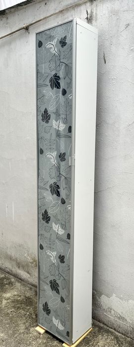 Armário BESTA Branco com Porta em Vidro Decorativa - 192 x 30 x 22 cm