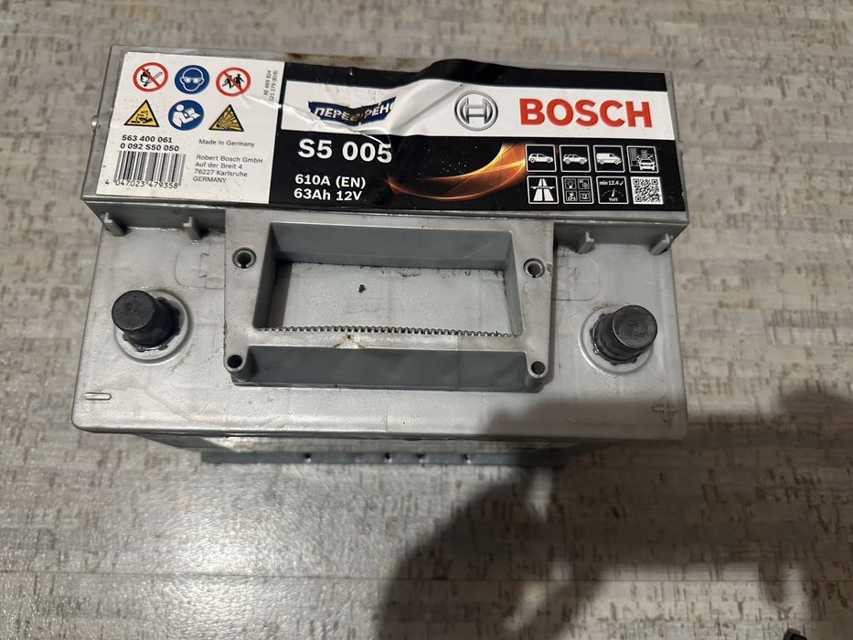 Аккумулятор Bosch 63Ah S5 005
