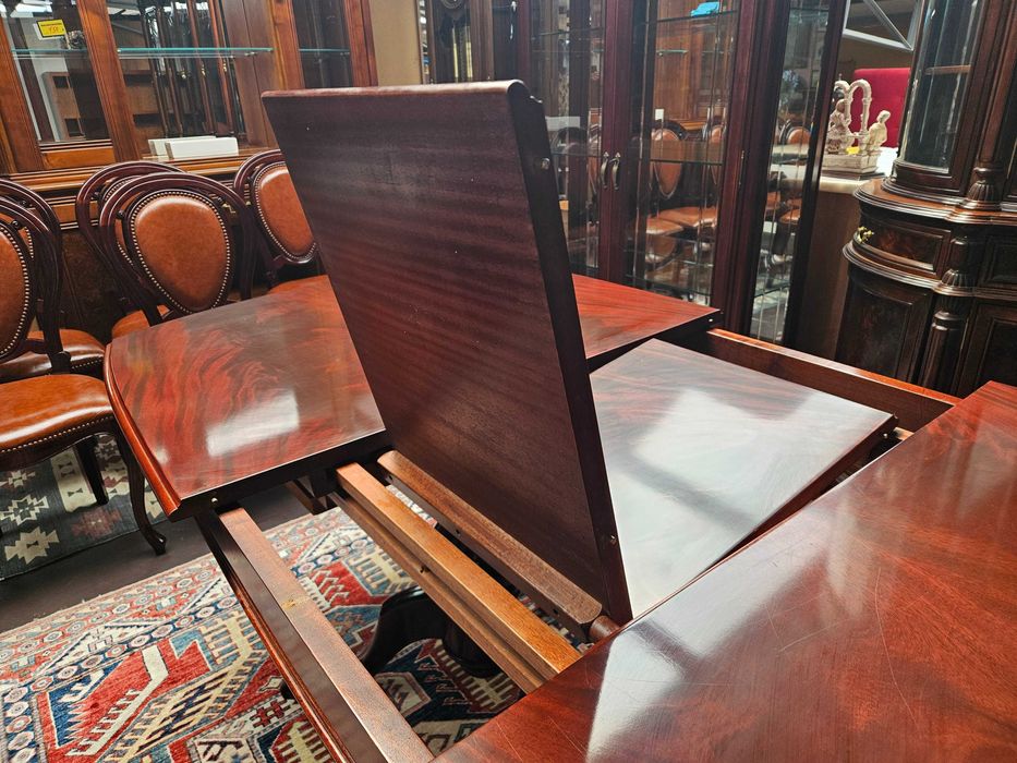 Mesa extensível - Muito bom estado geral - Só a mesa as ca