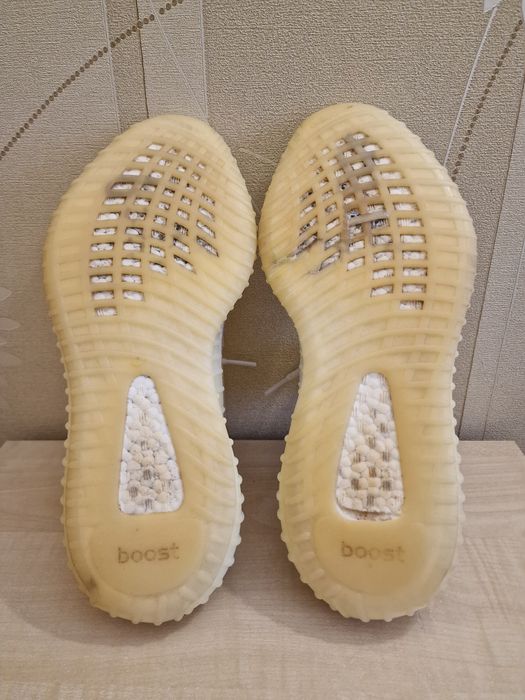 Кросівки Adidas Yeezy Boost 350 V2 оригінал 44