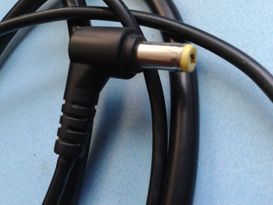 Блок питания  HIPRO HP-A0652R3B  19V . 3.42A  для ноутбука