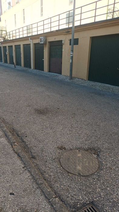 Armazém em Massamá Sintra