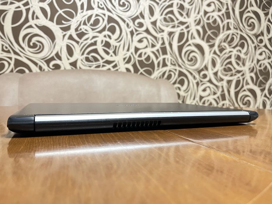 Игровой ноутбук 15.6" Acer Aspire на Intel i7-8550U и Nvidia MX150 SSD