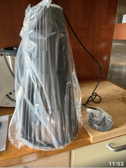 Candeeiro de teto novo