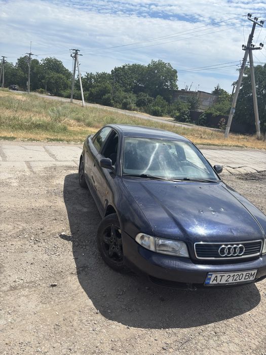 Продам ауді а4б5 1997 рік