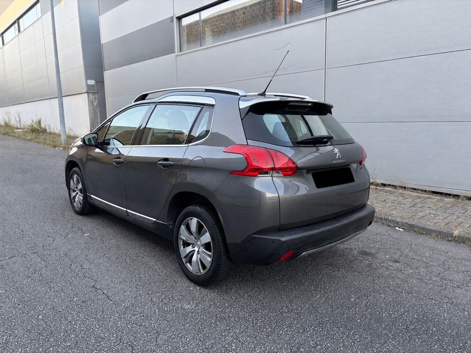Peugeot 2008 1.2 Allure
