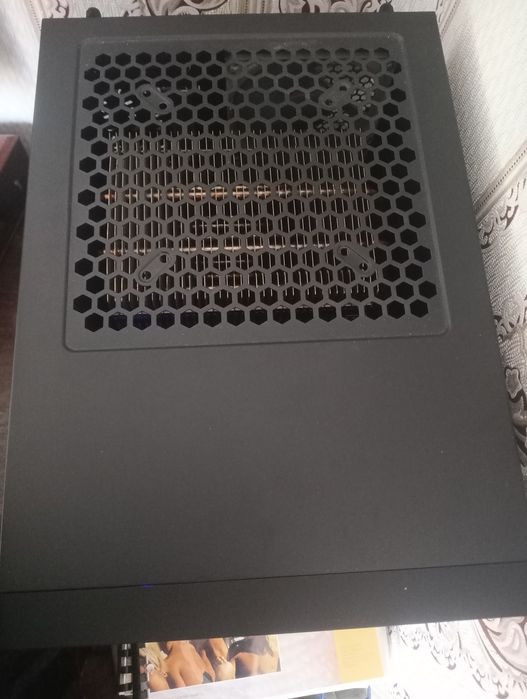 Безшумный игровой ПК.  Ryzen 7 5700g, 32gb озу, 256gb m2