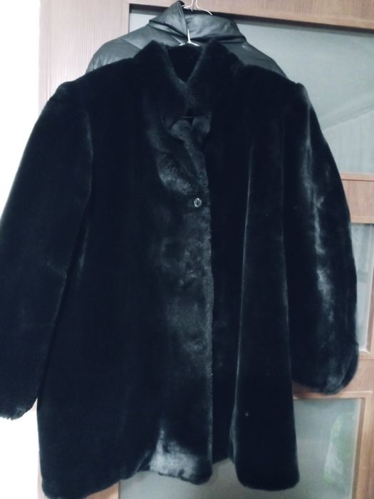 Futro czarne damskie sztuczne XL proste