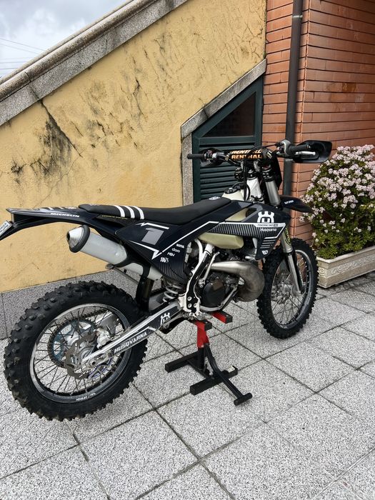 Husqvarna 300 TPI Matriculada