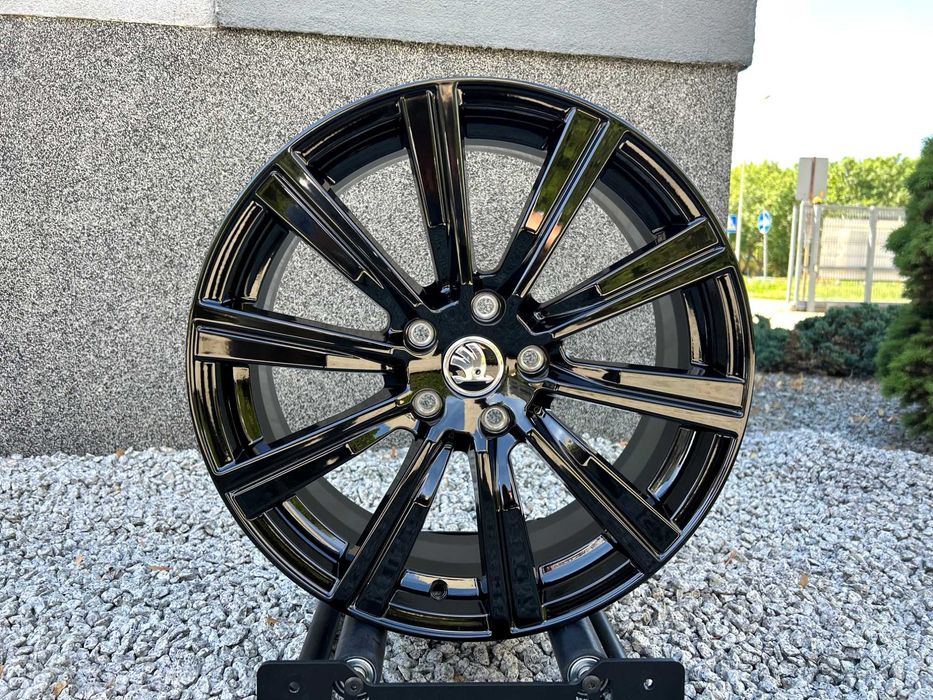 Oryginalne felgi 18 5x112 ET51 SEAT VW Golf Audi A3 Skoda Octavia