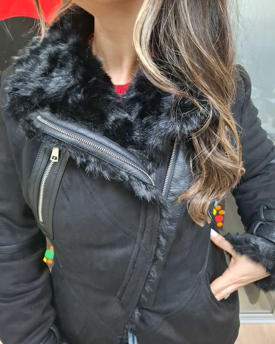 Casaco de inverno de pelo no interior