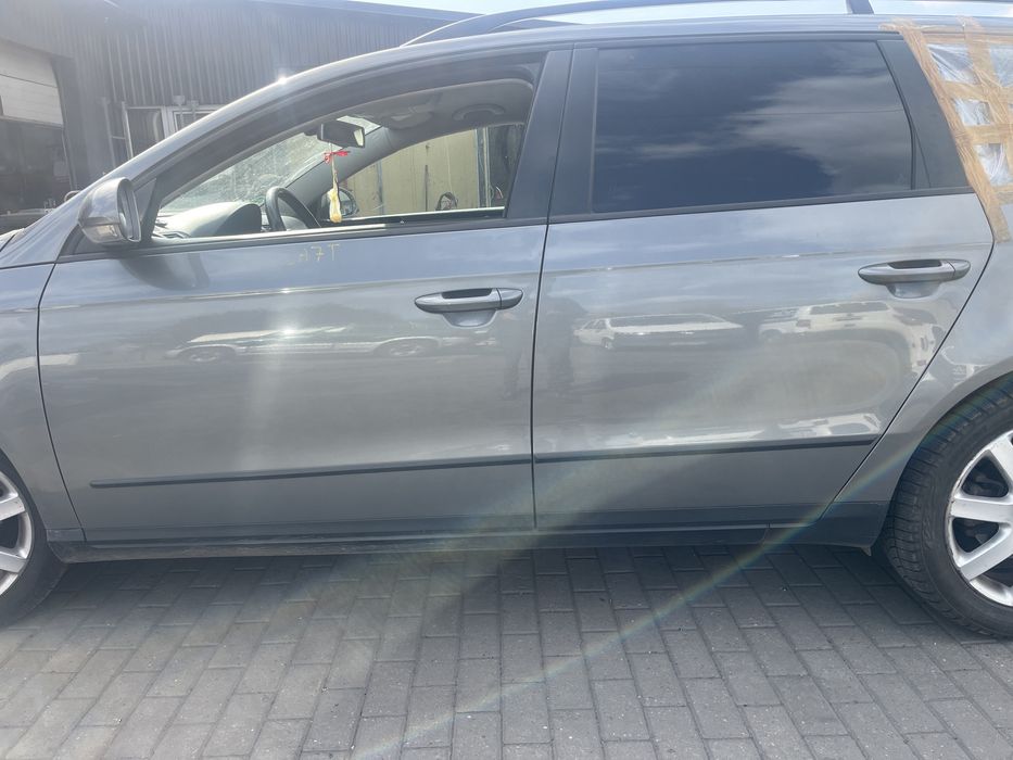 Passat B6 combi drzwi przód tył kolor szary LA7T