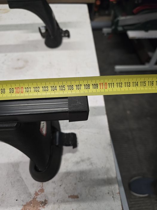 Багажника AMOS НА дах автомобиля