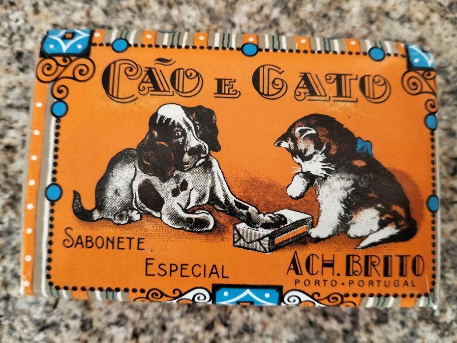 Sabonete Ach. Brito "Cão e Gato"