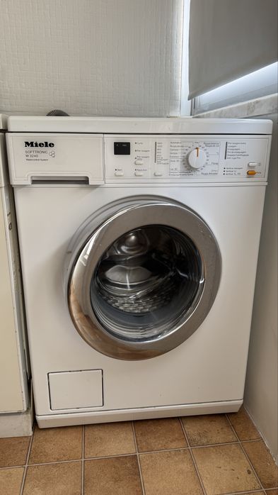 Máquina de Lavar Roupa Miele