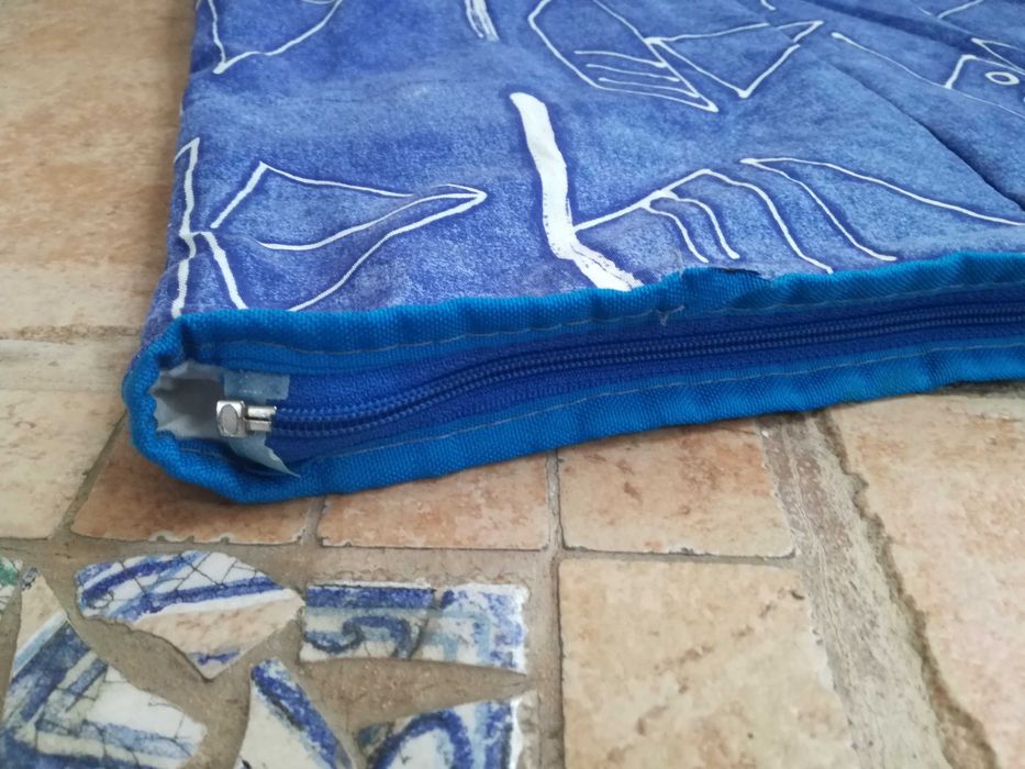 Saco cama para campismo ou praia . 1,75 cm x 65 cm (fechado)