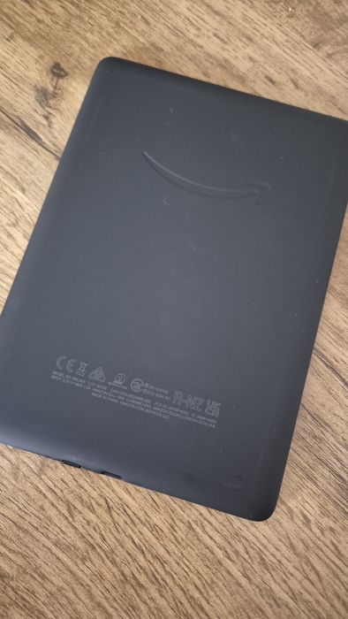 Czytnik Amazon Kindle Paperwhite 5 (11. gen) 16GB + Etui i Kabel