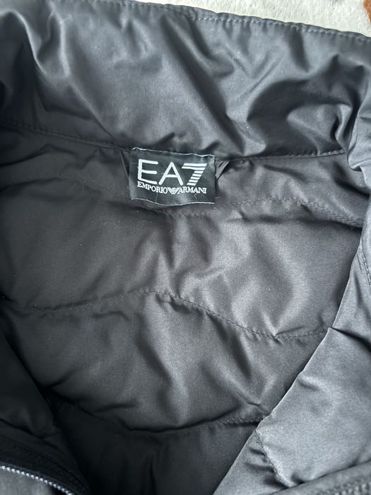 Жіноча куртка EA7 Emperio Armani. Оригінал