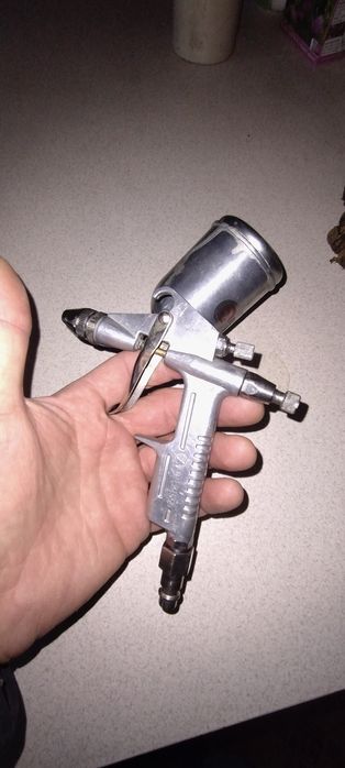 Краскопульт (0.5) б/у маленький