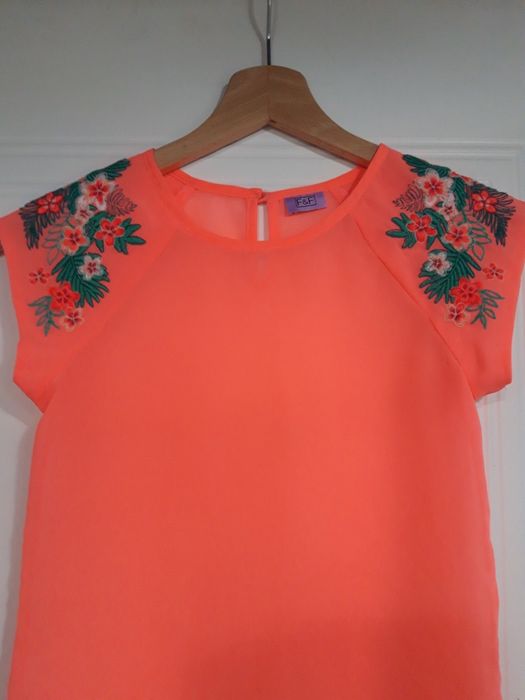 Elegancka bluzeczka F&F,rozmiar 128/134,dziewczęca